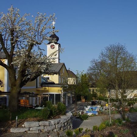 Natur.Gut Gartner Hotel Sankt Marien Exterior photo